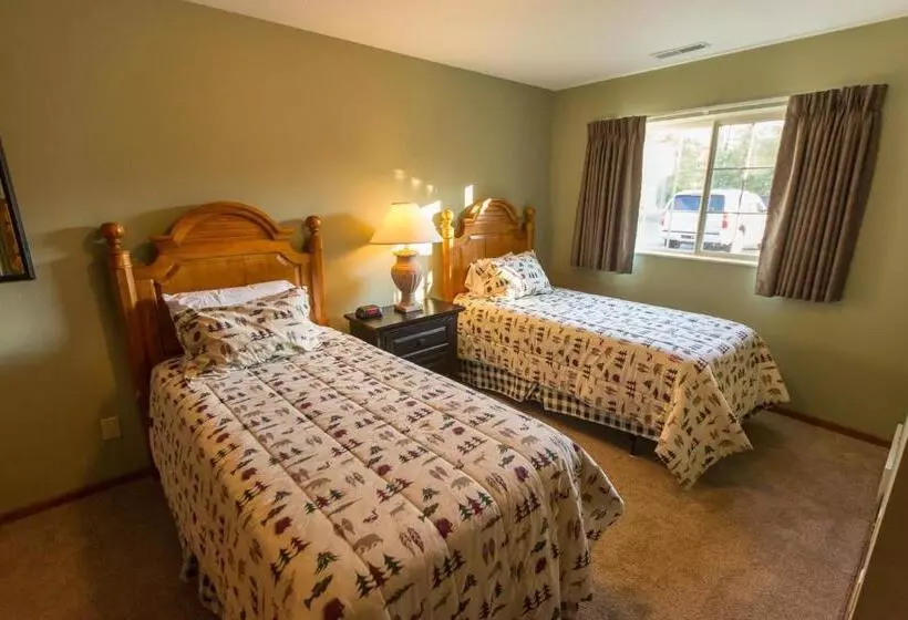 渡假胜地  Wild Eagle Lodge