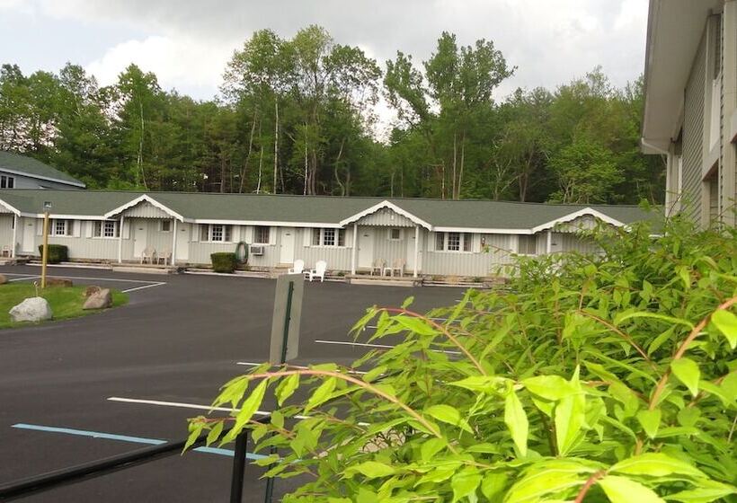 Studio Motel Of Lake George