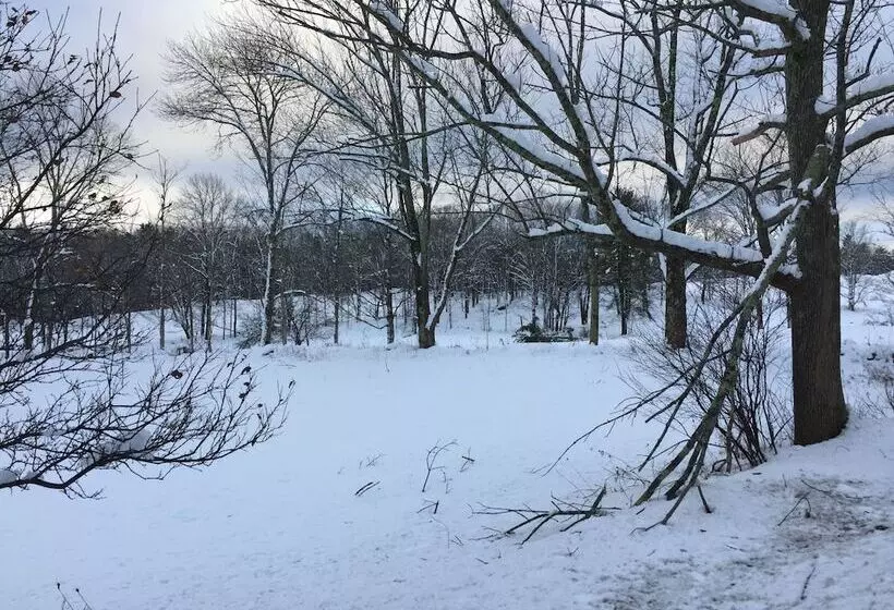 ベッドアンドブレックファースト The Ira Allen House