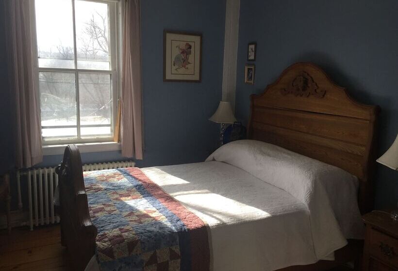 Bed and Breakfast The Ira Allen House