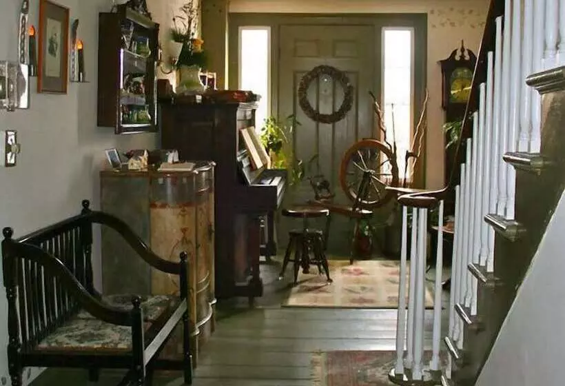 ベッドアンドブレックファースト The Ira Allen House