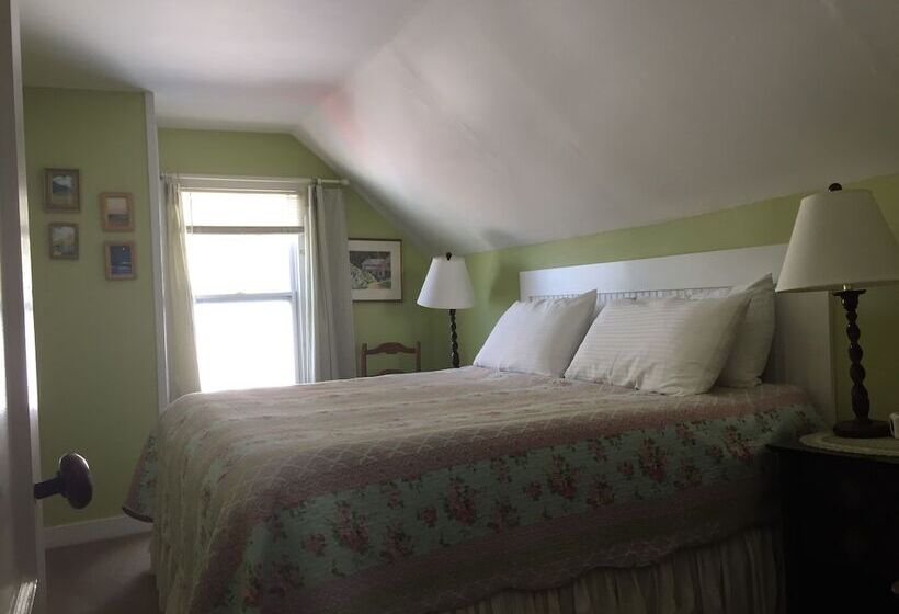 Bed and Breakfast The Ira Allen House