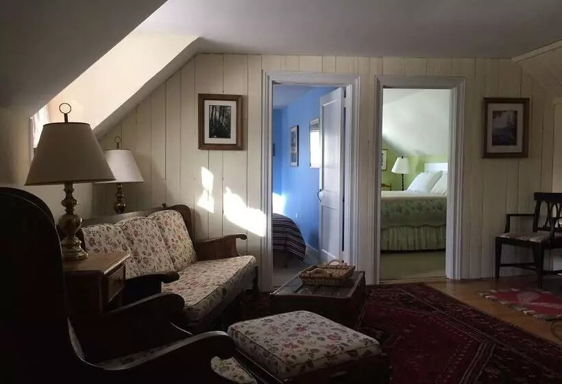 ベッドアンドブレックファースト The Ira Allen House