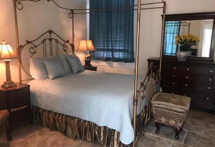 مبيت وإفطار The Magnolia Mansion