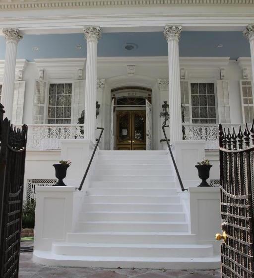 مبيت وإفطار The Magnolia Mansion