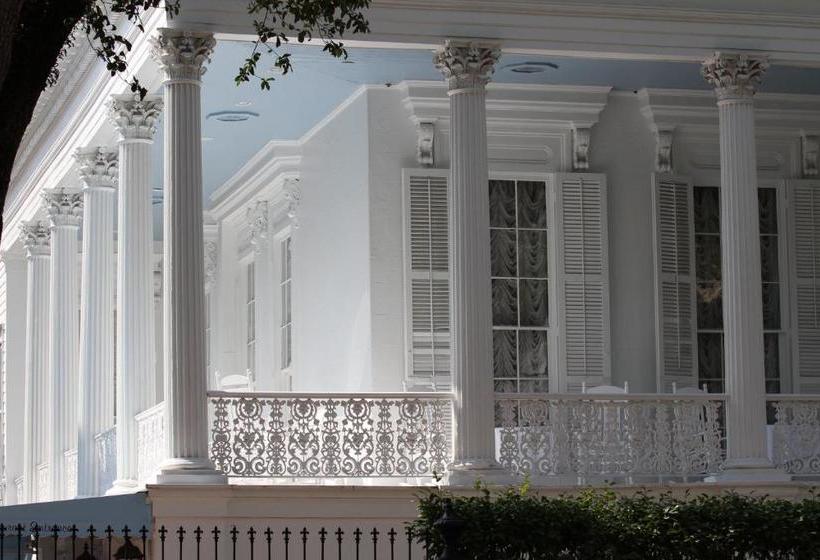 مبيت وإفطار The Magnolia Mansion