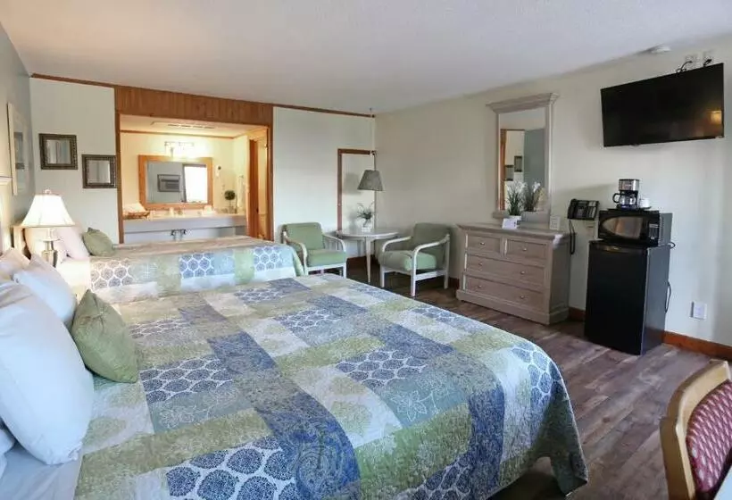 Cape Pines Motel