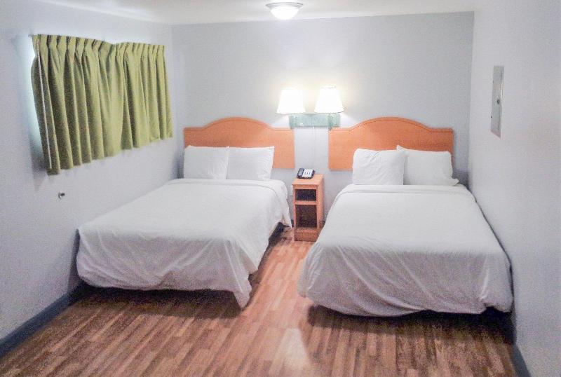 HomeTowne Studios Midland