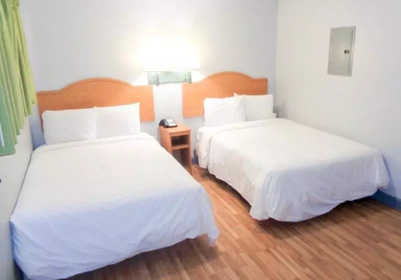 HomeTowne Studios Midland