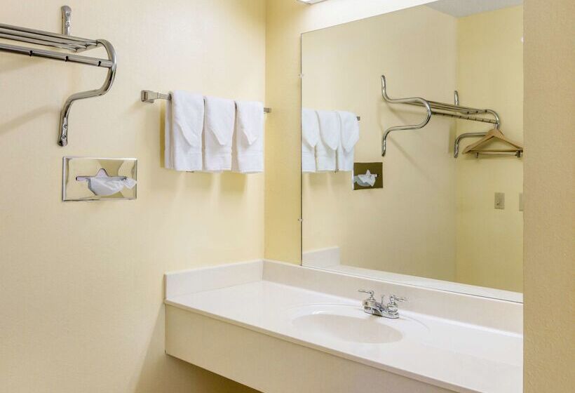 فندق Americas Best Value Inn Clayton