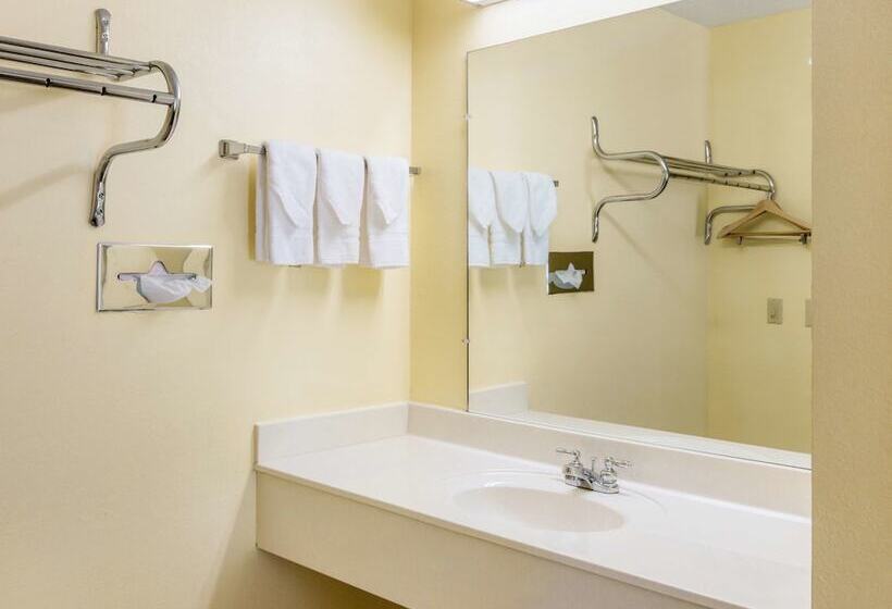 فندق Americas Best Value Inn Clayton