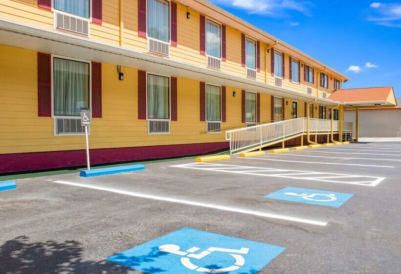 فندق Americas Best Value Inn Clayton