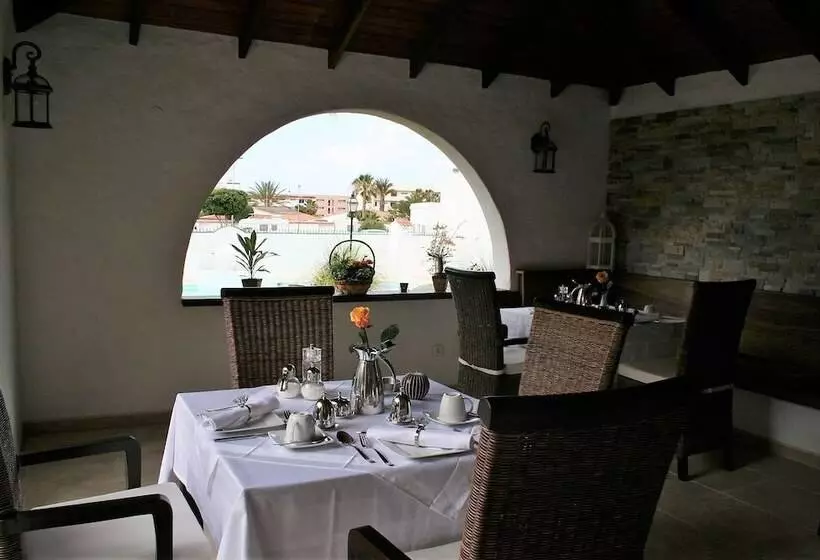 Birdcage Gay Men Resort and Lifestyle