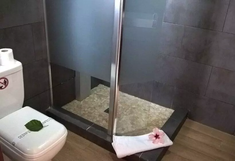 Birdcage Gay Men Resort and Lifestyle