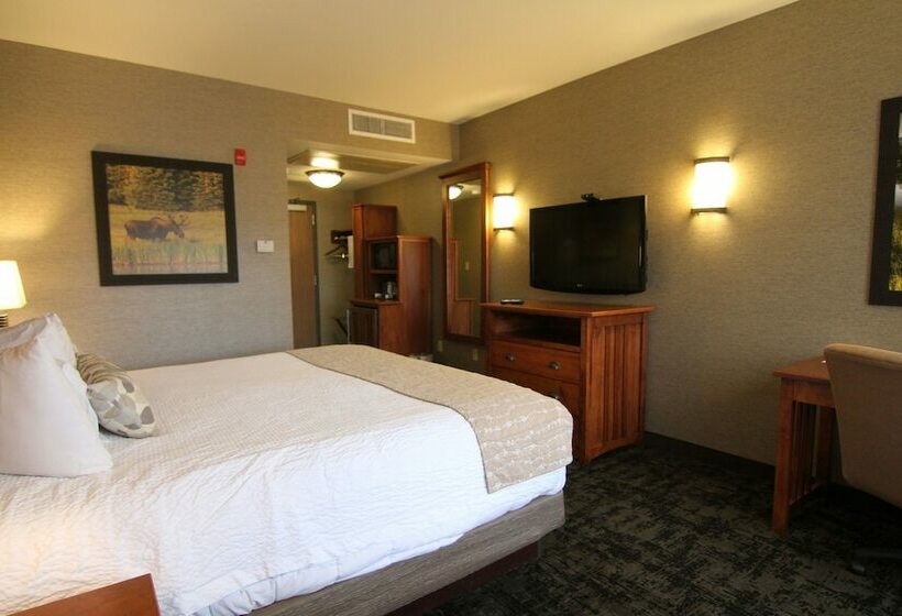 Casper C Mon Inn Hotel & Suites