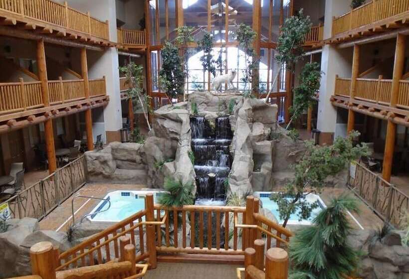 Casper C Mon Inn Hotel & Suites