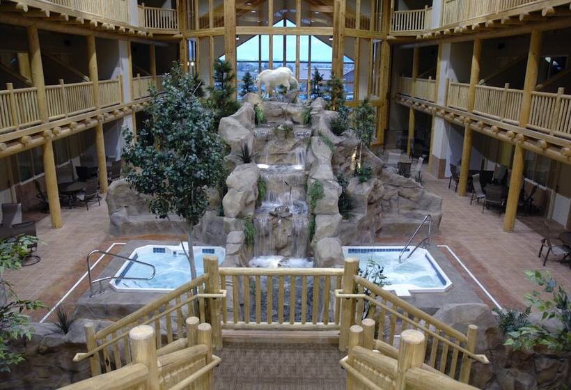 Casper C Mon Inn Hotel & Suites