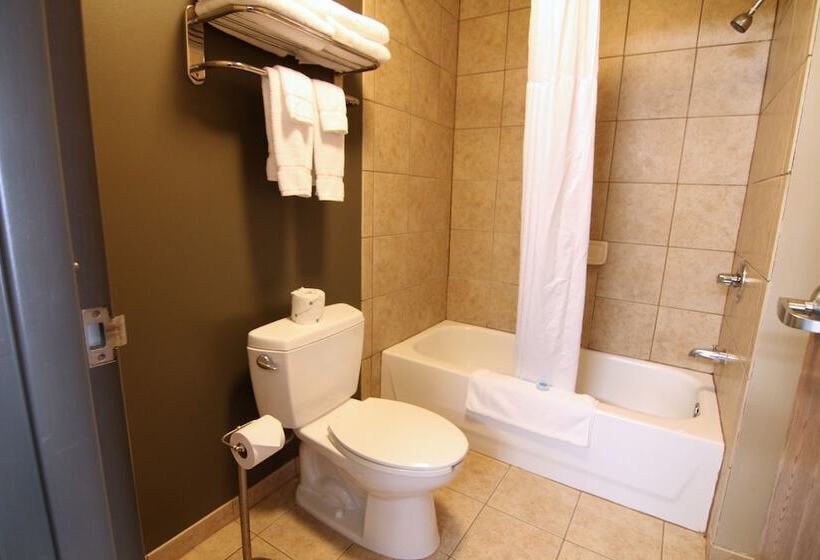 Casper C Mon Inn Hotel & Suites