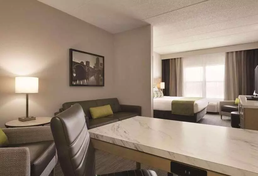 ホテル Country Inn & Suites By Radisson, Shoreview, Mn
