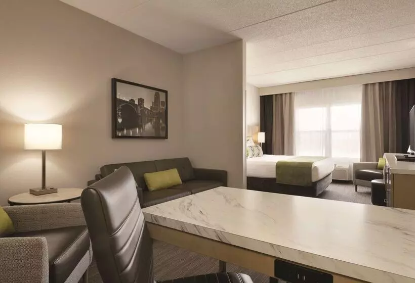 ホテル Country Inn & Suites By Radisson, Shoreview, Mn