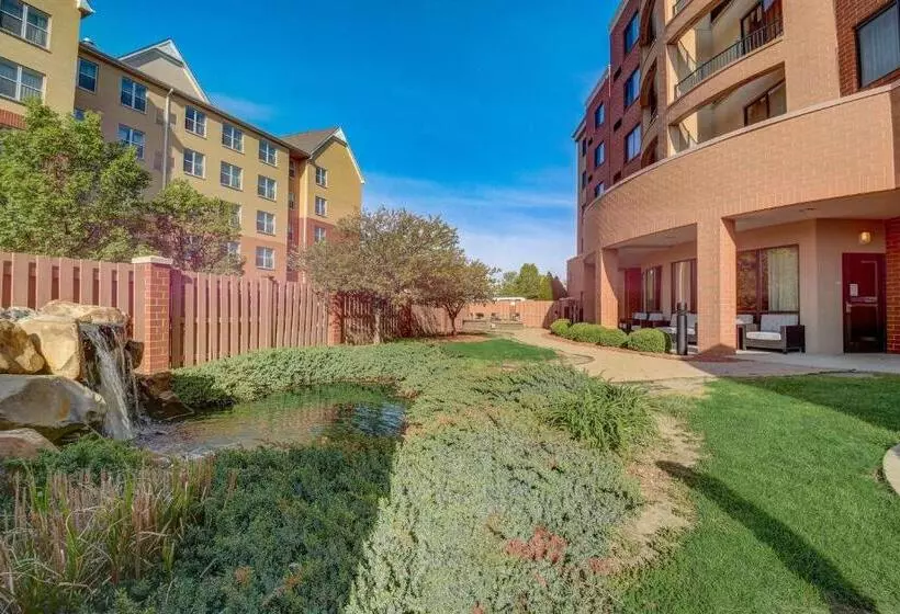 فندق Courtyard Cincinnati North At Union Centre