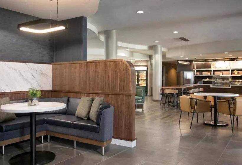 호텔 Courtyard Memphis Collierville