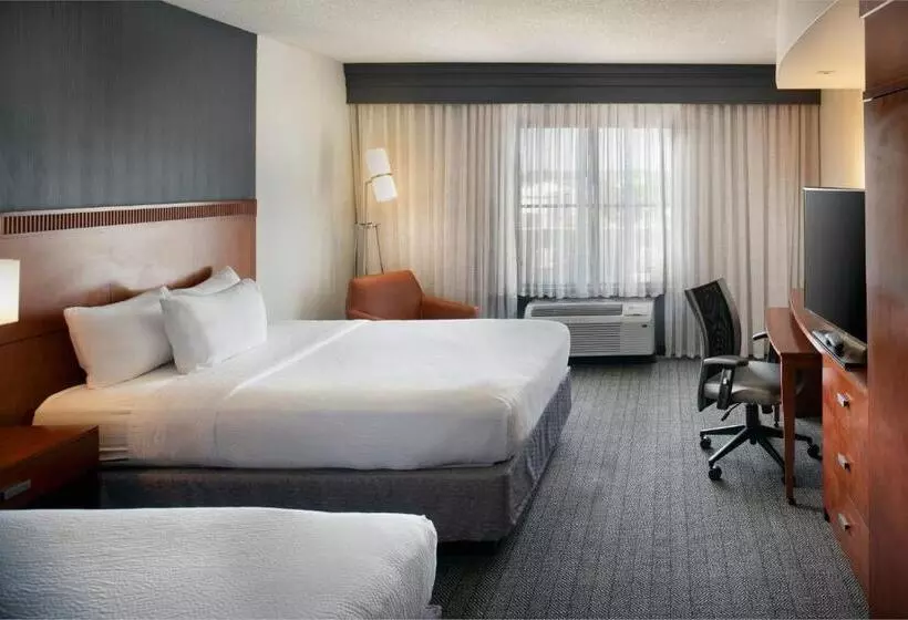 호텔 Courtyard Memphis Collierville