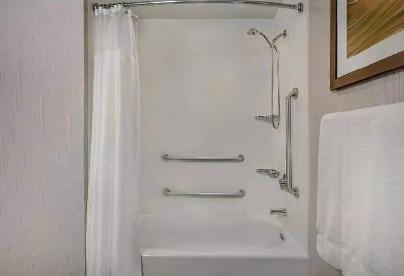 Otel Courtyard Republic Airport Long Island/farmingdale