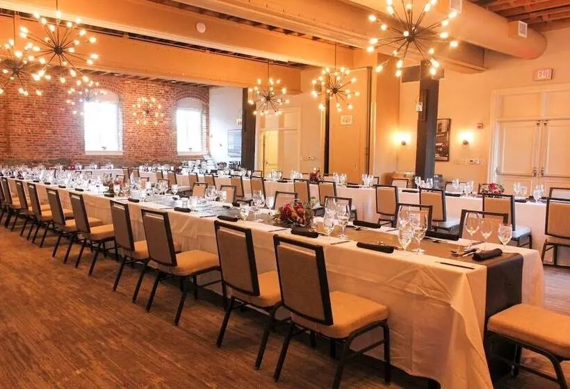 Craddock Terry Hotel, Lynchburg, A Tribute Portfolio