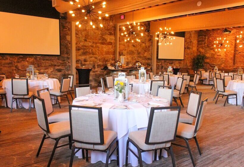 Craddock Terry Hotel, Lynchburg, A Tribute Portfolio