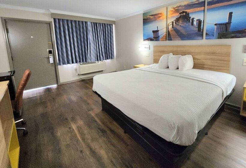 Отель Days Inn By Wyndham Slidell