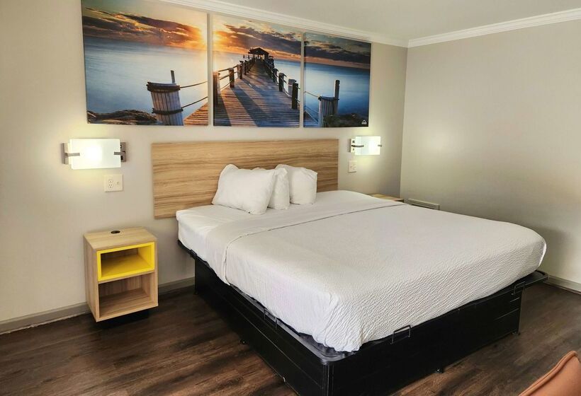 Отель Days Inn By Wyndham Slidell