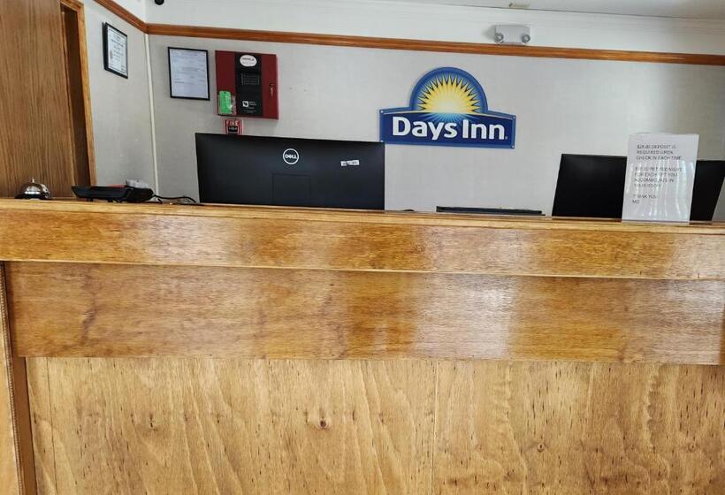 Отель Days Inn By Wyndham Slidell