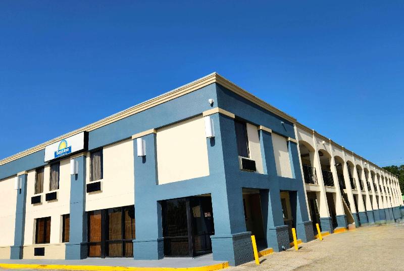 Отель Days Inn By Wyndham Slidell