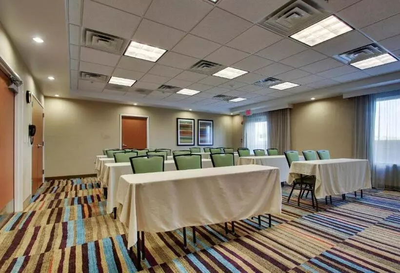 ホテル Fairfield Inn & Suites By Marriott Ottawa Starved Rock Area