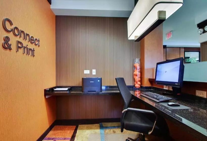 ホテル Fairfield Inn & Suites By Marriott Ottawa Starved Rock Area