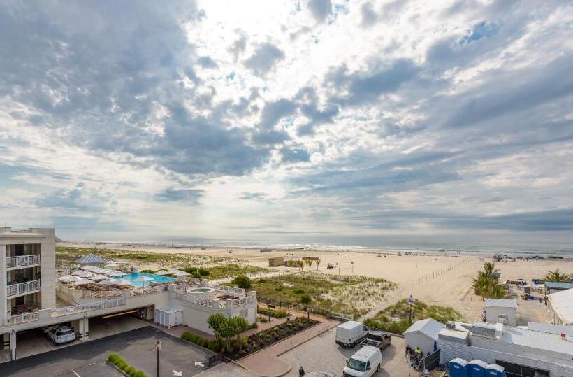 فندق Icona Diamond Beach