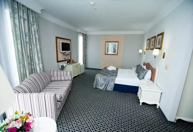 Kazzhol Hotel Astana