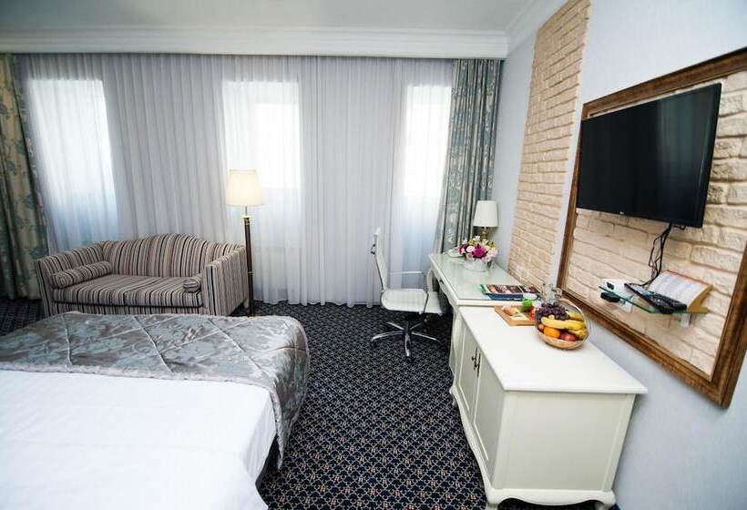 Kazzhol Hotel Astana