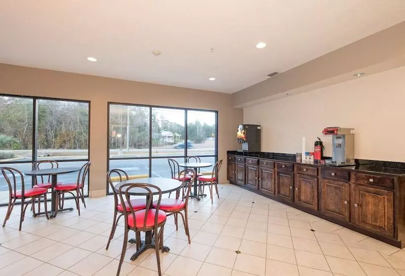 Hotel Red Roof Inn & Suites Biloxi Ocean Springs