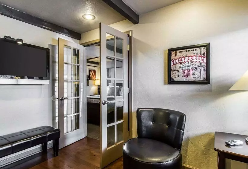 ホテル Rodeway Inn & Suites Williams Downtownerrte 66