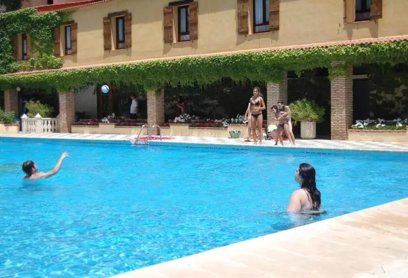 田舎風ホテル Rural Arco Iris