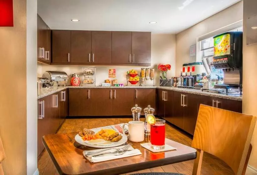 فندق Towneplace Suites By Marriott Baltimore Bwi Airport