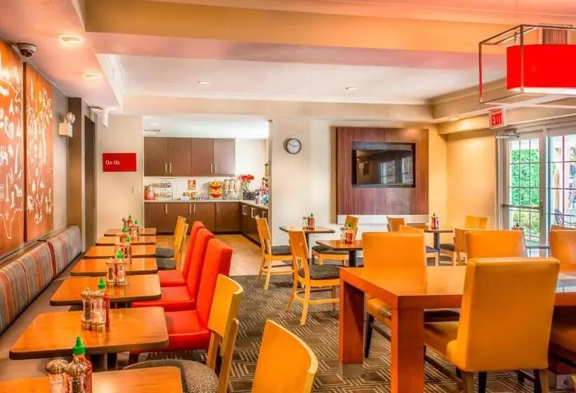 فندق Towneplace Suites By Marriott Baltimore Bwi Airport