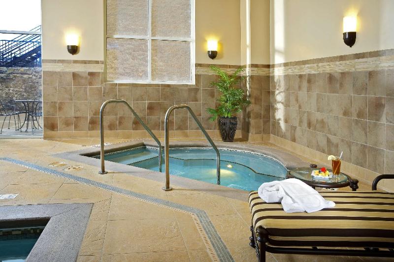 Hotelli Tryp By Wyndham Savannah