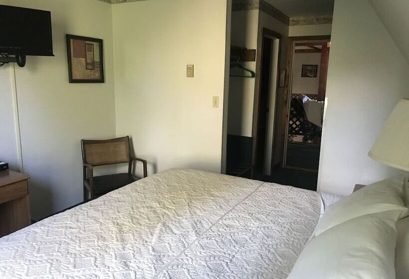 Lake Ontario Motel & Inn