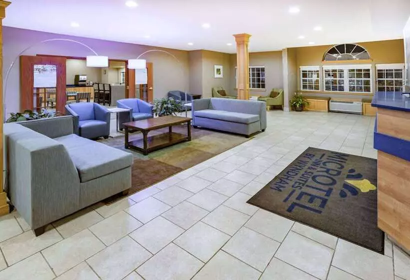 Microtel Inn & Suites By Wyndham Johnstown