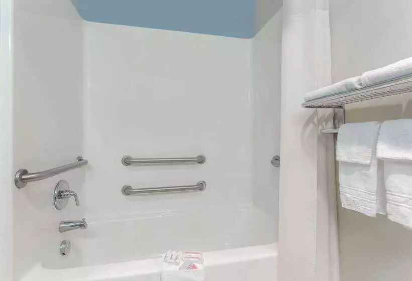 Microtel Inn & Suites By Wyndham Klamath Falls