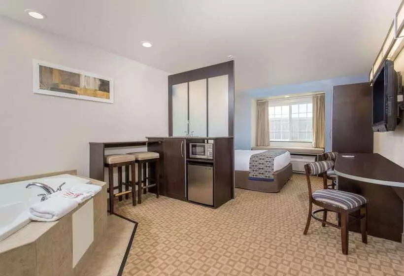 Microtel Inn & Suites By Wyndham Klamath Falls