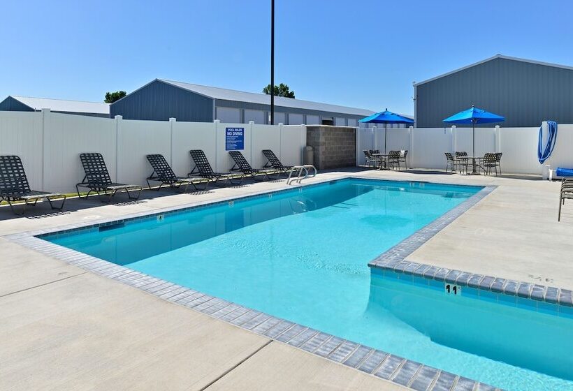 Microtel Inn & Suites By Wyndham Klamath Falls